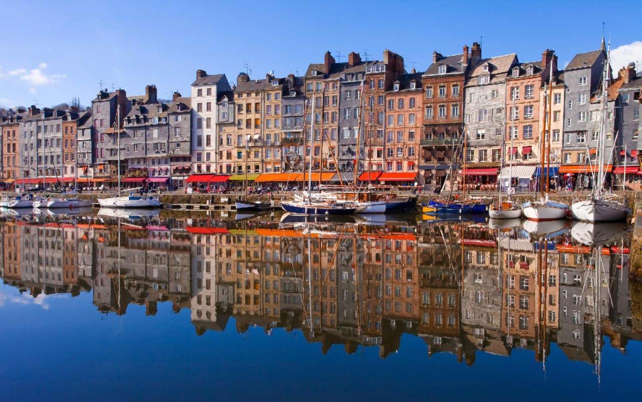 Chambre d’hôtes du Carré des Arts Honfleur Exterior foto